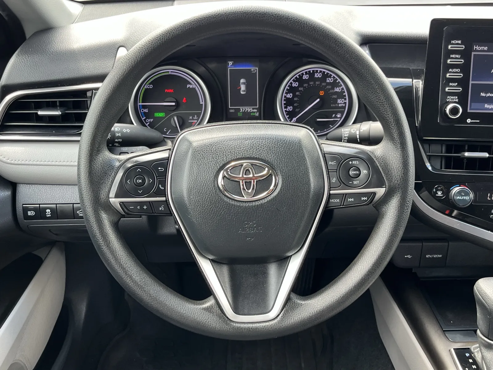 Toyota Camry photo 15