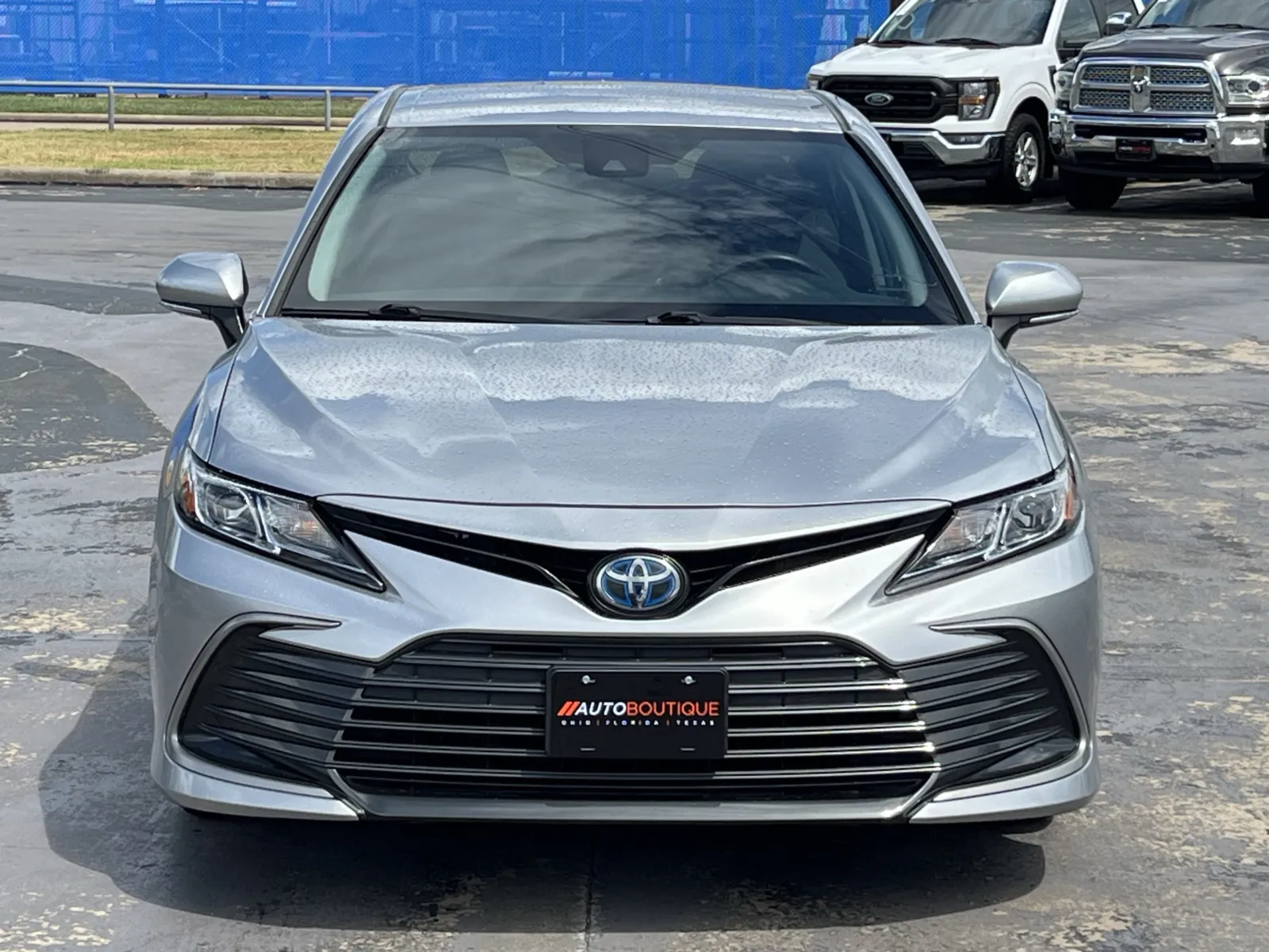 Toyota Camry photo 4