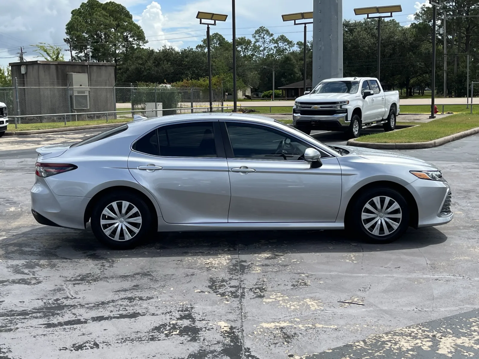 Toyota Camry photo 10