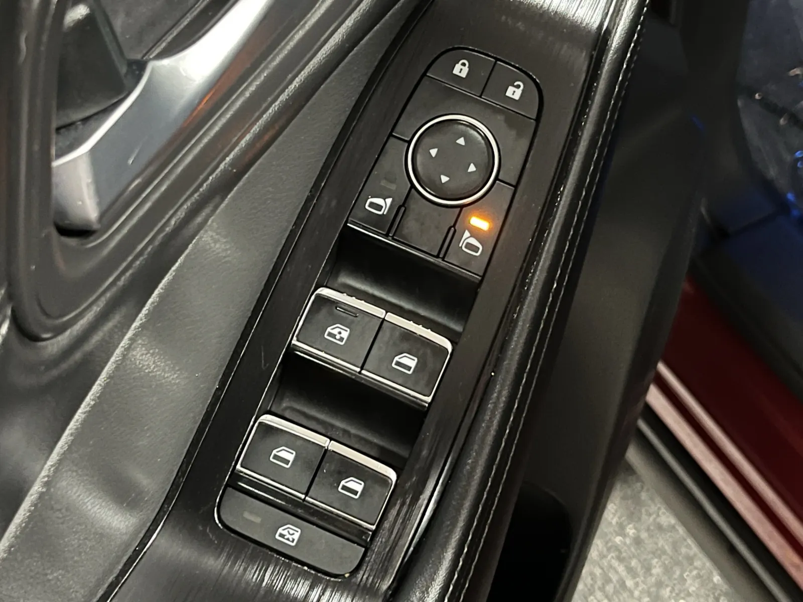 Nissan Rogue photo 22