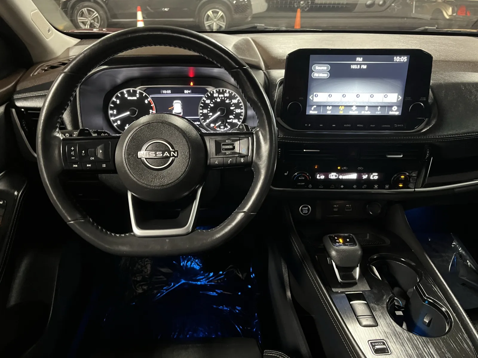 Nissan Rogue photo 14