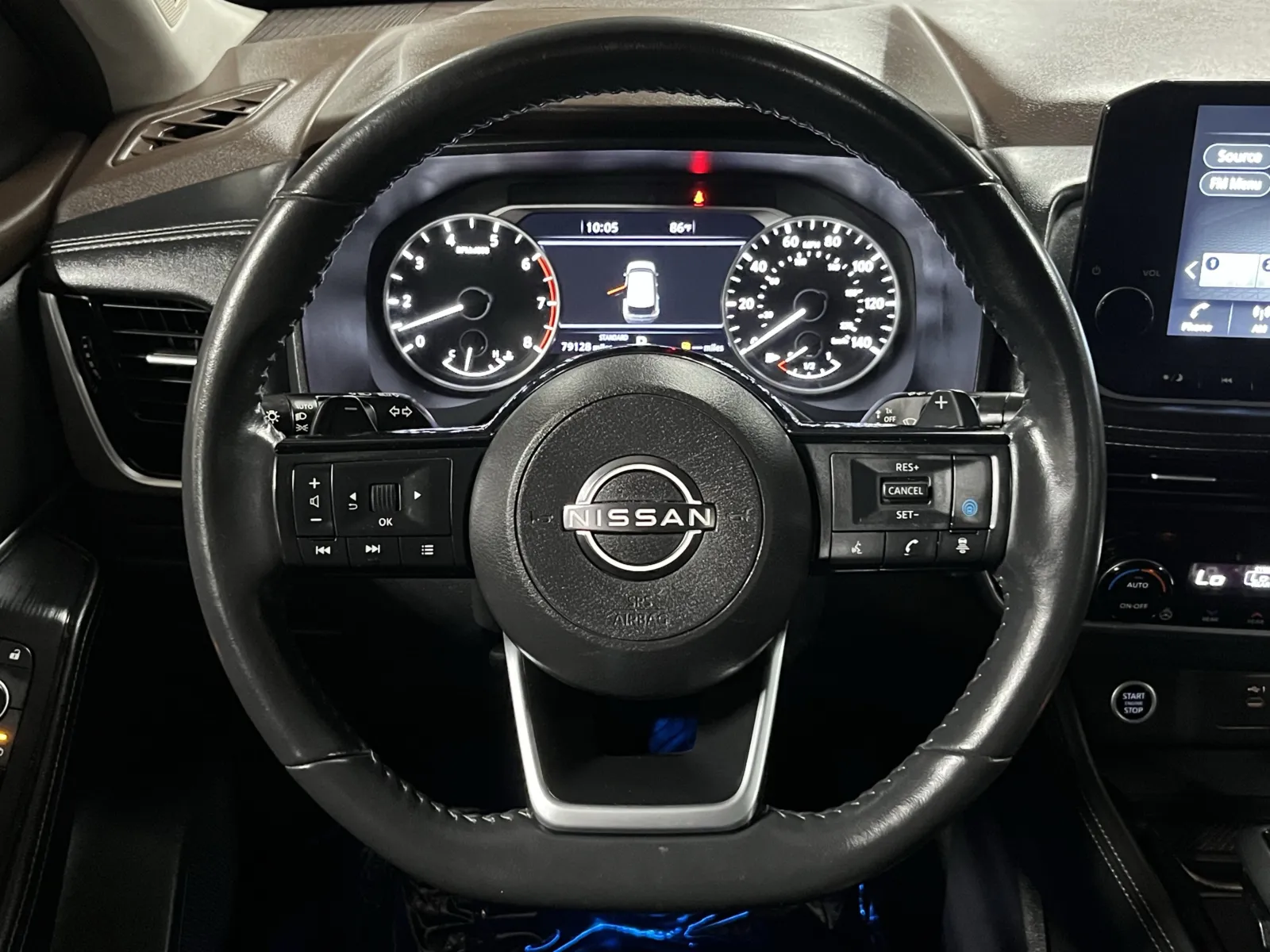 Nissan Rogue photo 15