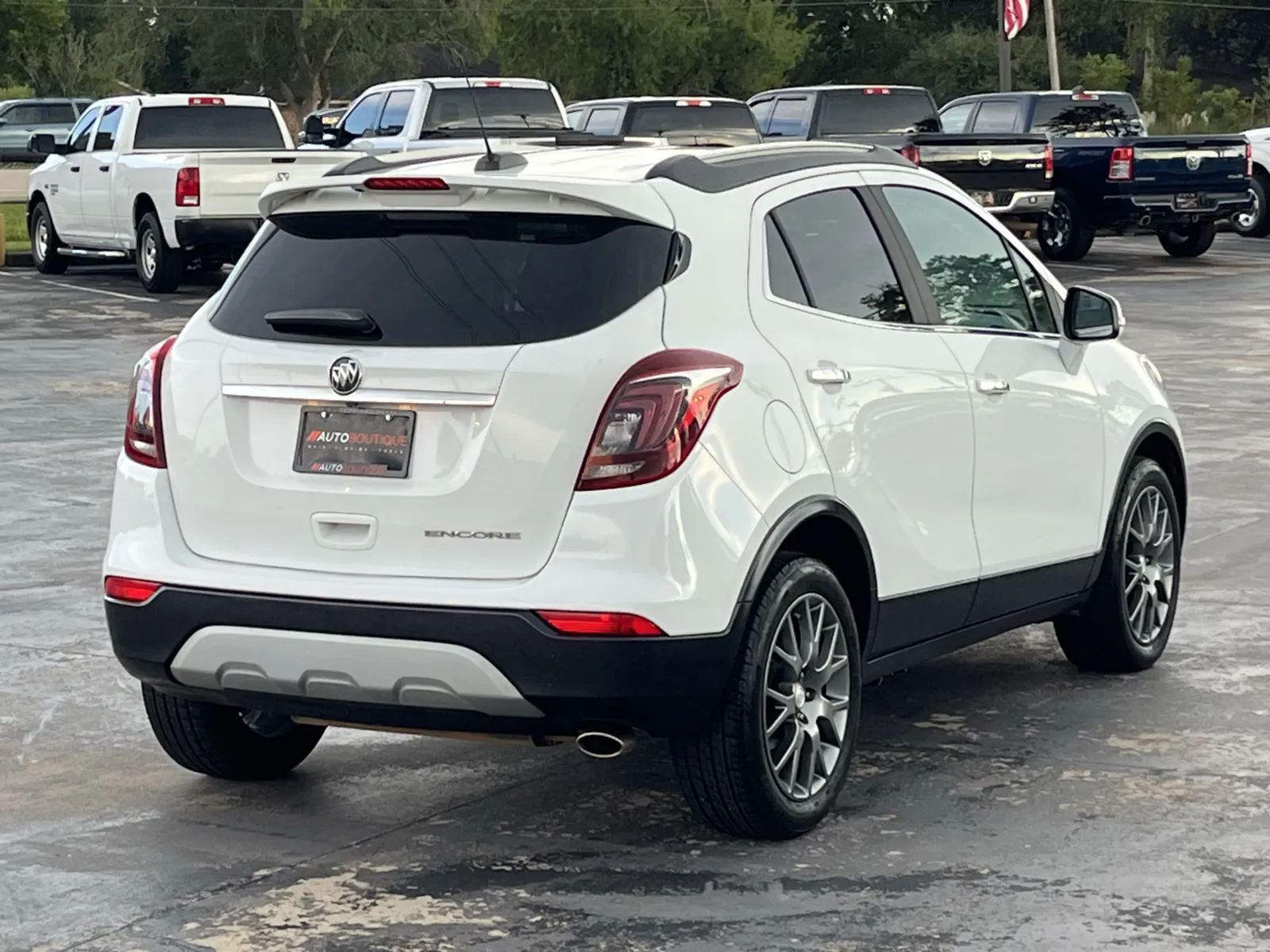 Buick Encore photo 9