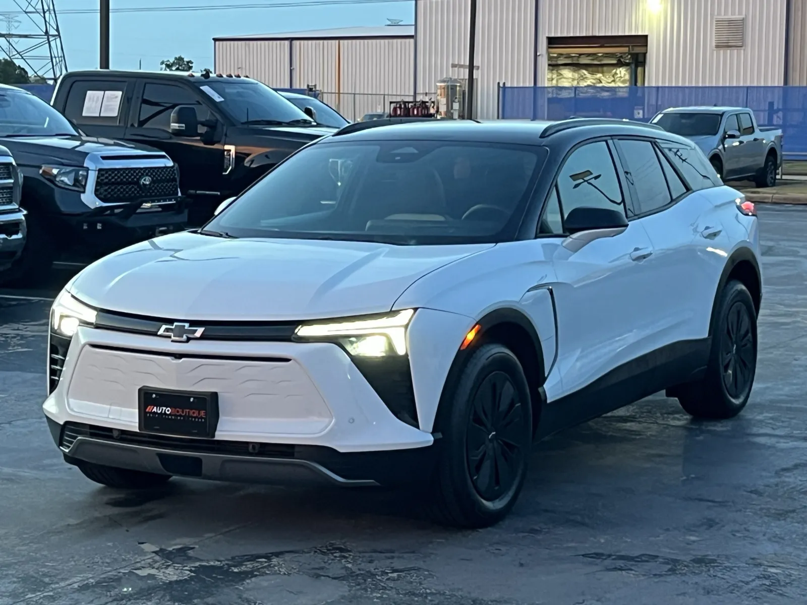 Chevrolet Blazer photo 2
