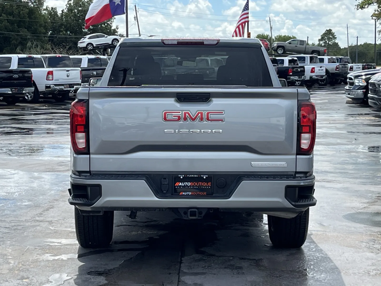GMC Sierra photo 7