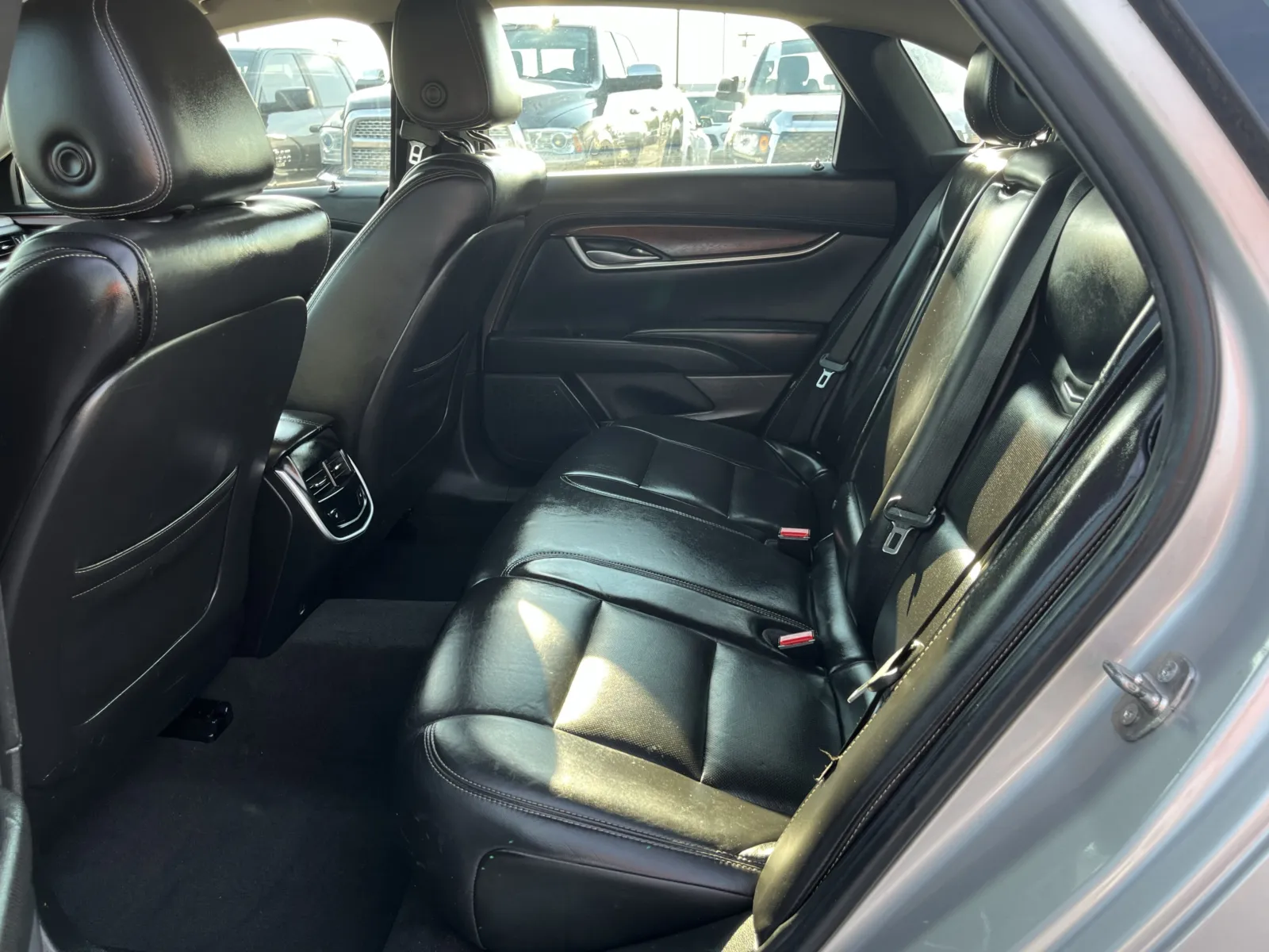 Cadillac XTS photo 28