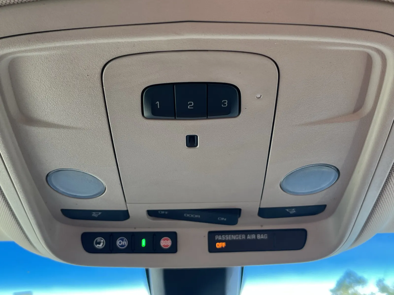 Cadillac XTS photo 22
