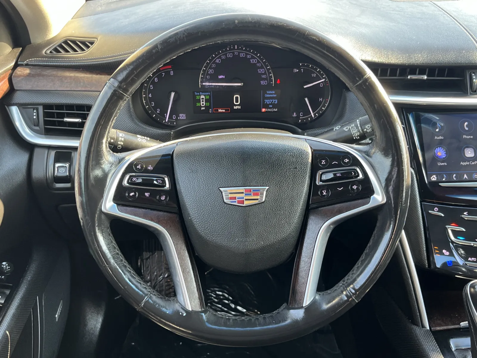 Cadillac XTS photo 17
