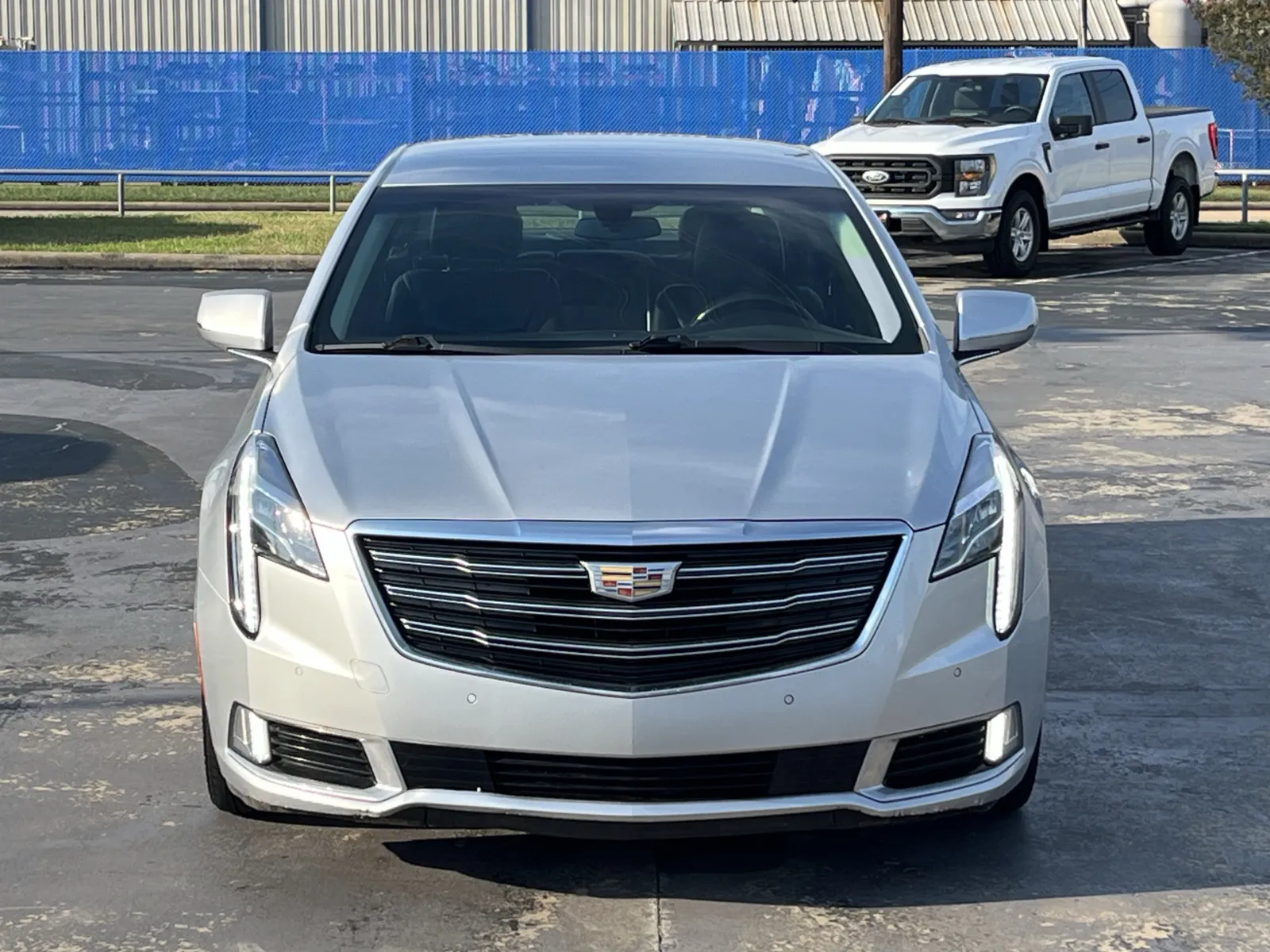 Cadillac XTS photo 4