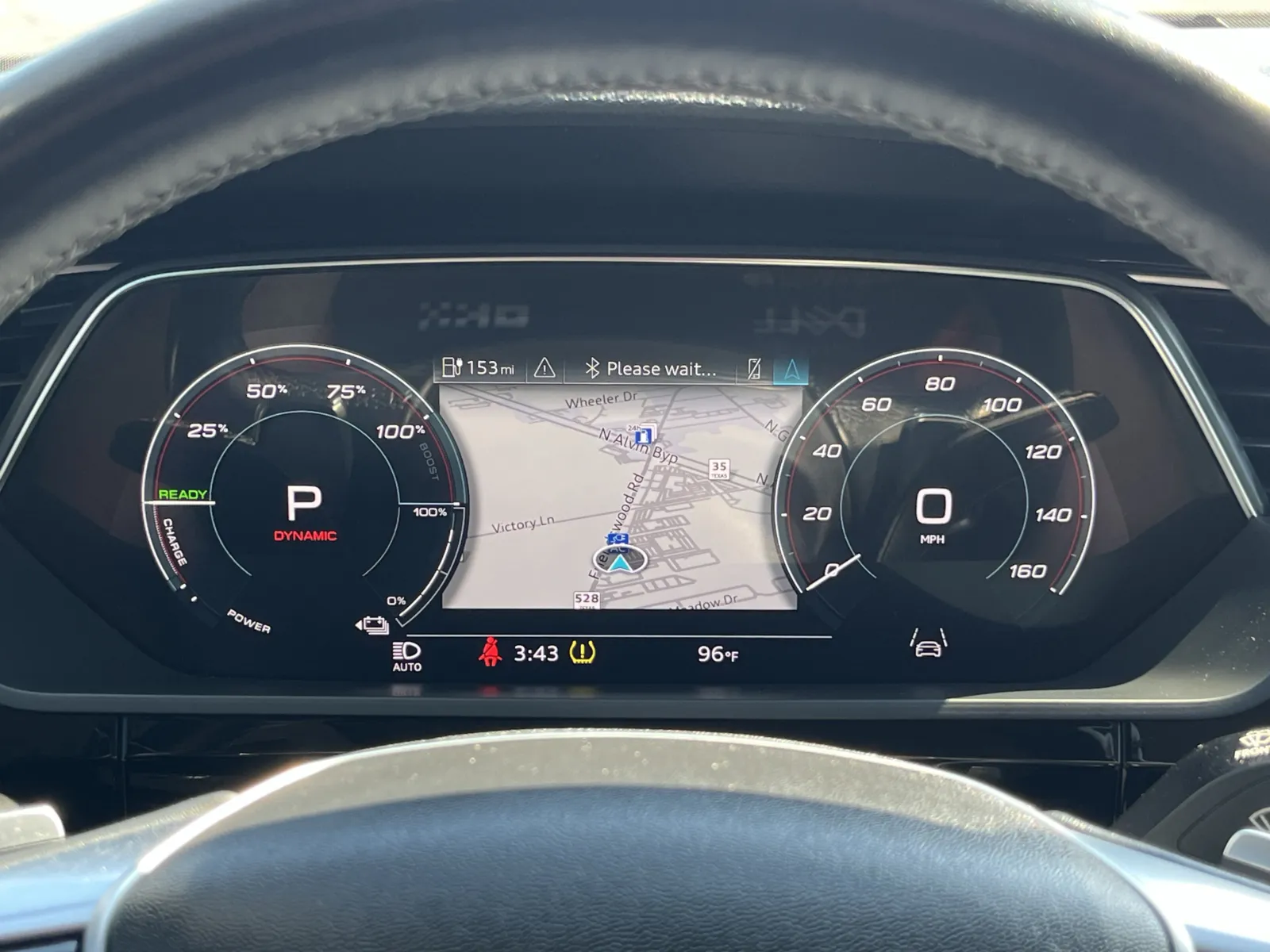 Audi e-tron photo 19