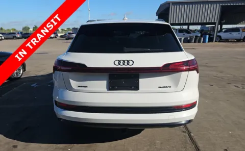 More photos of 2022 Audi e-tron Premium at Auto Boutique Texas, TX