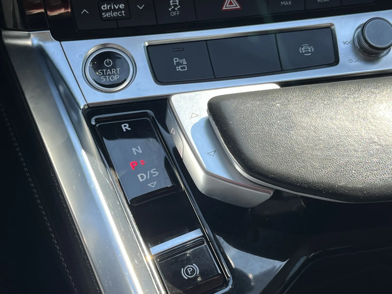 Audi e-tron photo 20