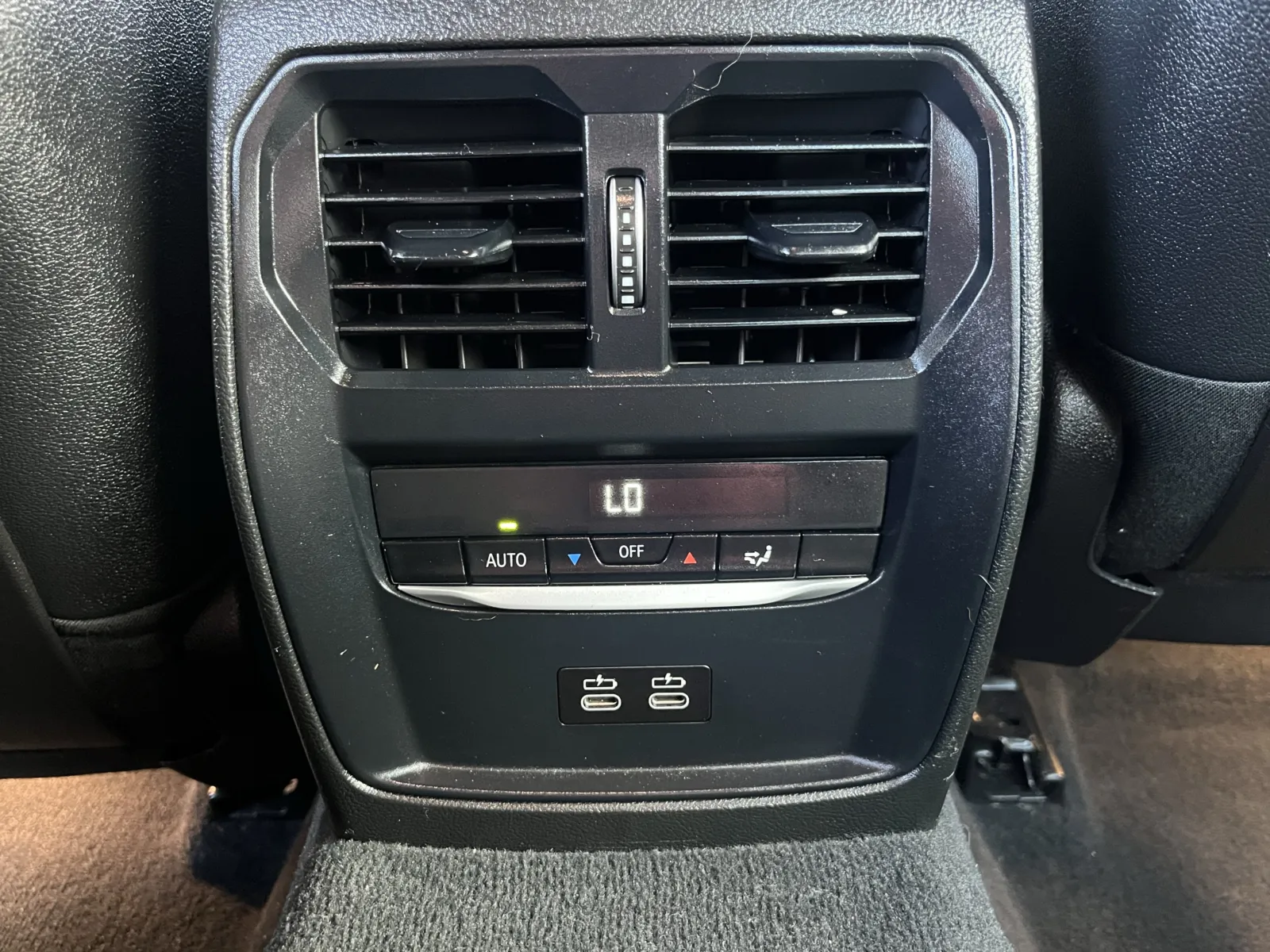 BMW 3 Series photo 27
