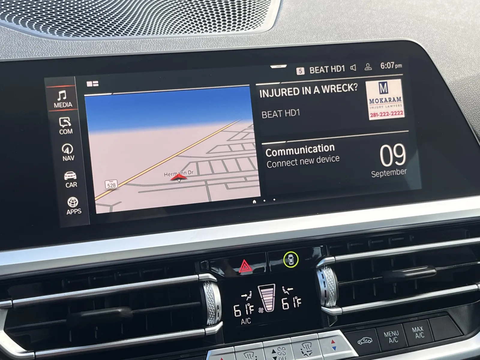 BMW 3 Series photo 6