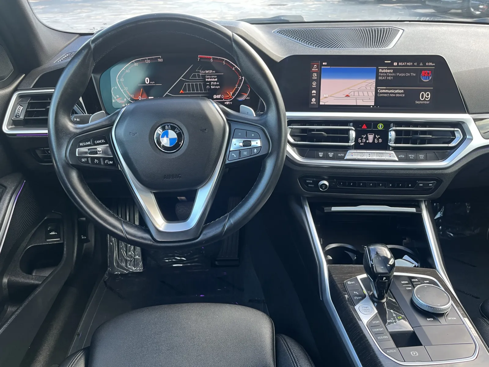 BMW 3 Series photo 17