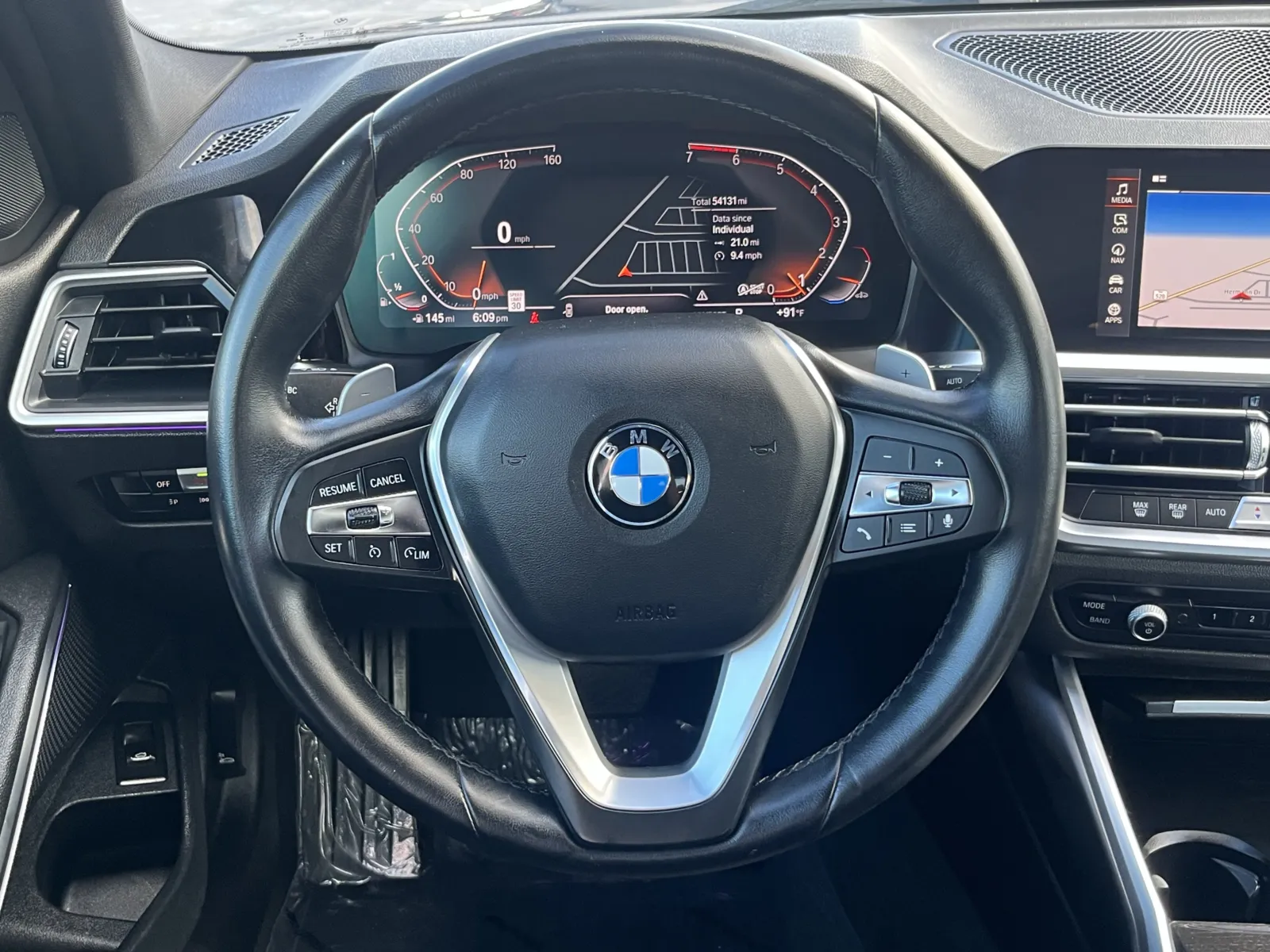 BMW 3 Series photo 18