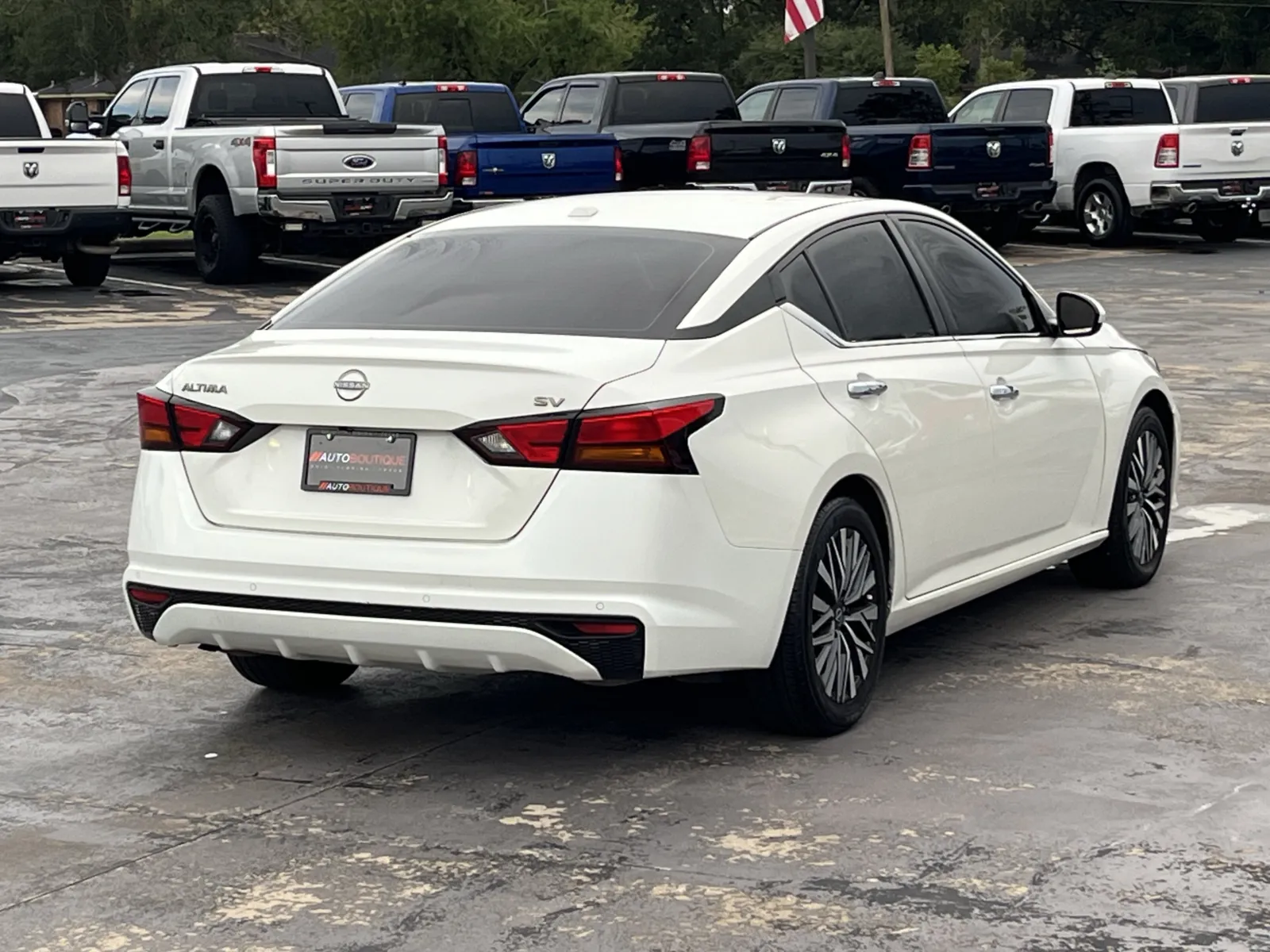 Nissan Altima photo 9