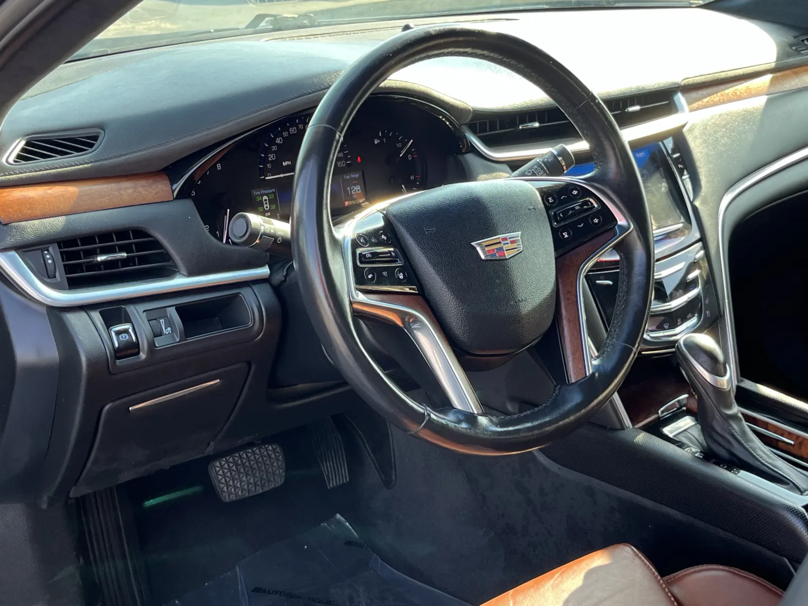 Cadillac XTS photo 15