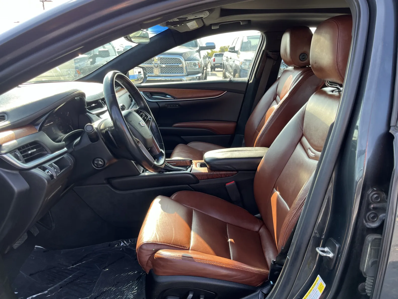 Cadillac XTS photo 27