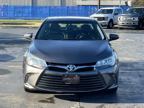 More photos of 2017 Toyota Camry Hybrid XLE at Auto Boutique Texas, TX