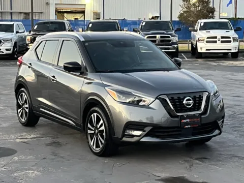 Another view of 2020 Nissan Kicks SR for sale in Alvin, TX at Auto Boutique Texas