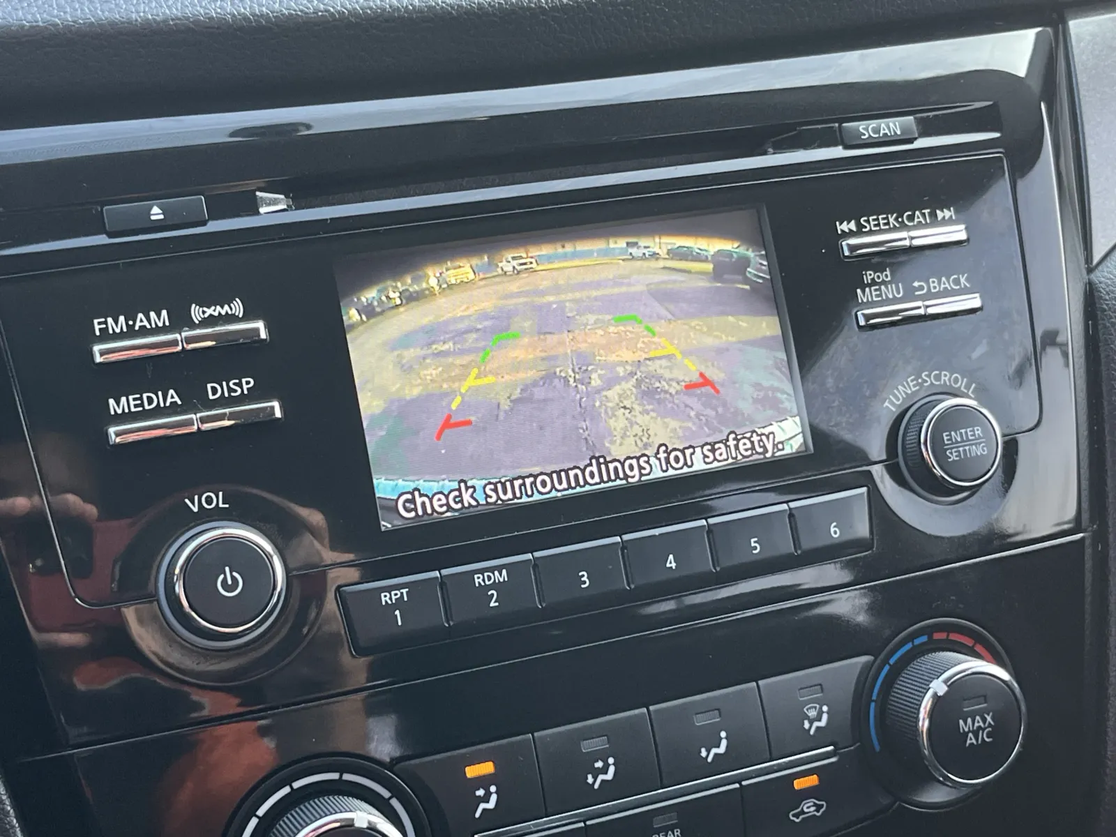 Nissan Rogue Sport photo 6