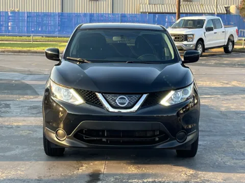 More photos of 2018 Nissan Rogue Sport S at Auto Boutique Texas, TX