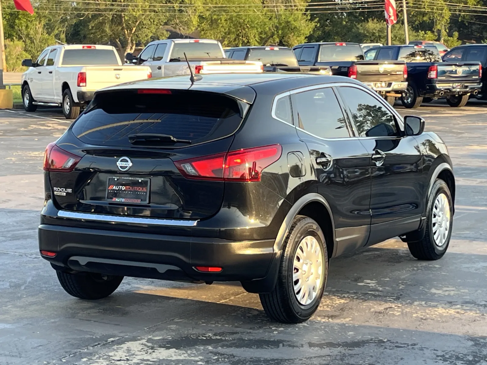Nissan Rogue Sport photo 9