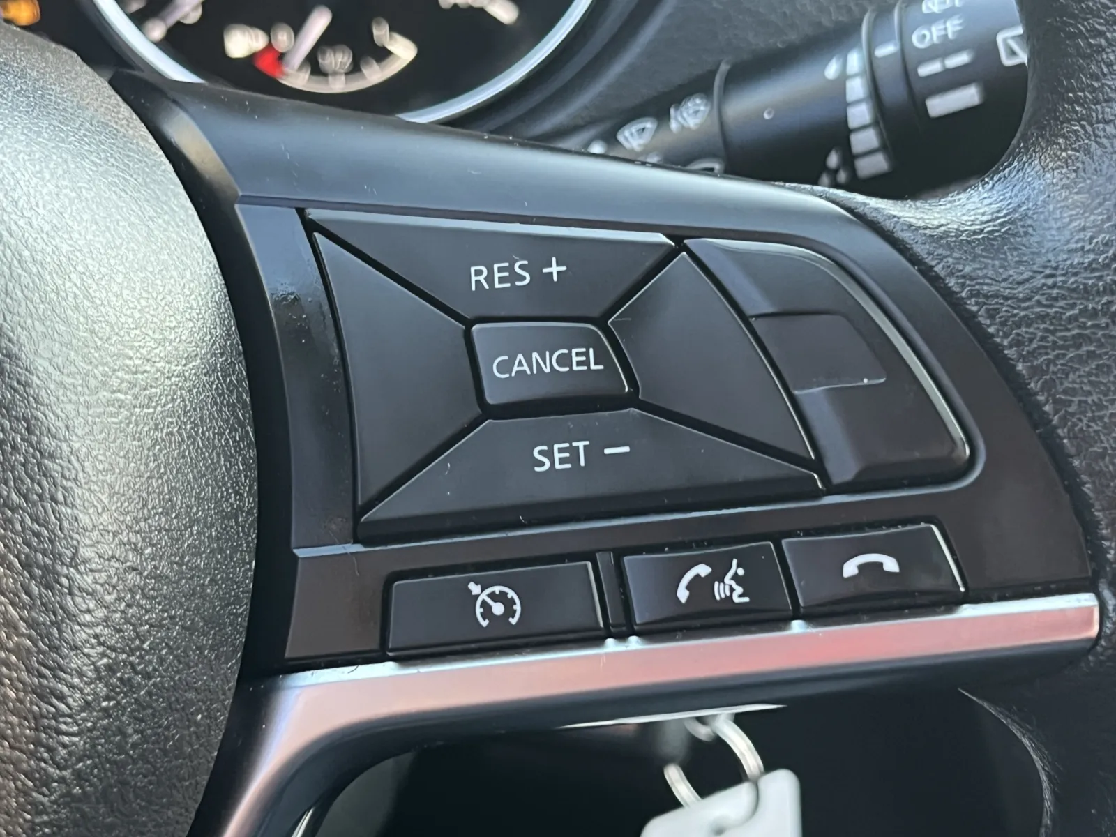 Nissan Rogue Sport photo 19