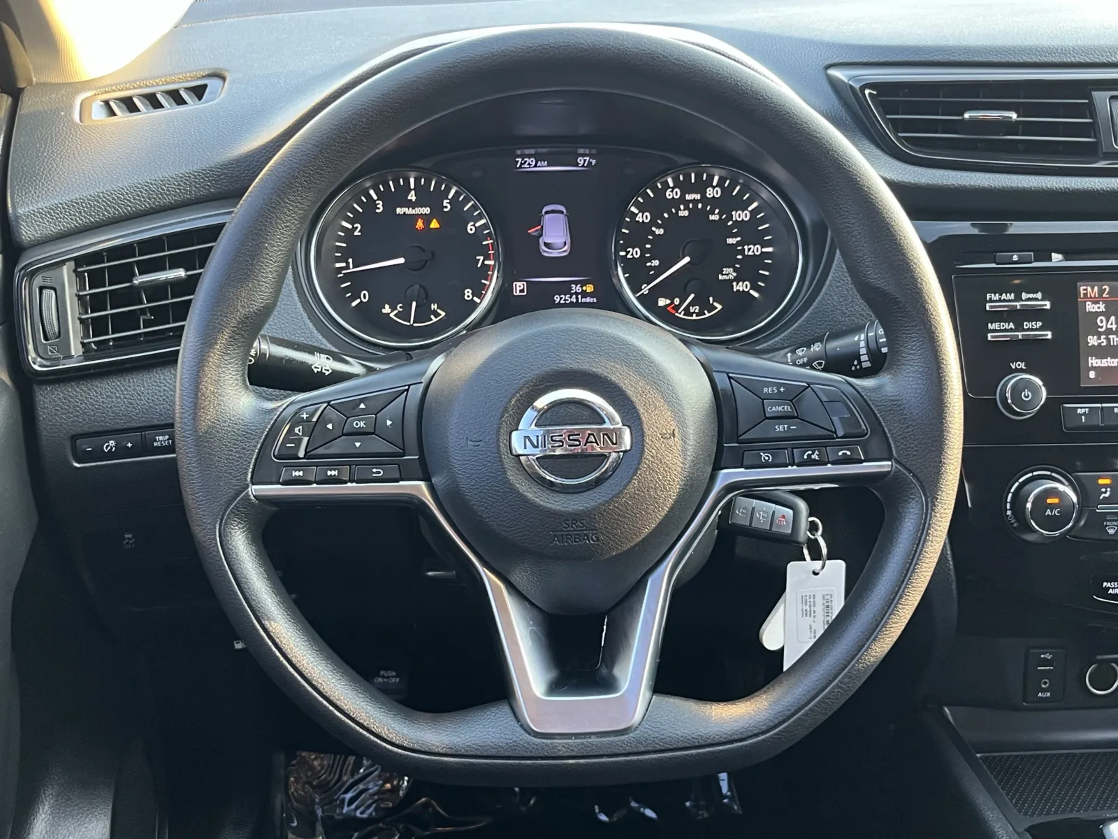 Nissan Rogue Sport photo 17