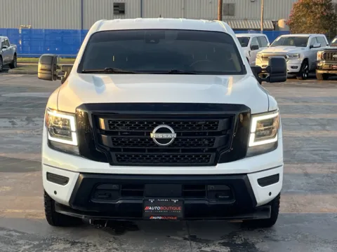 More photos of 2023 Nissan Titan SV at Auto Boutique Texas, TX