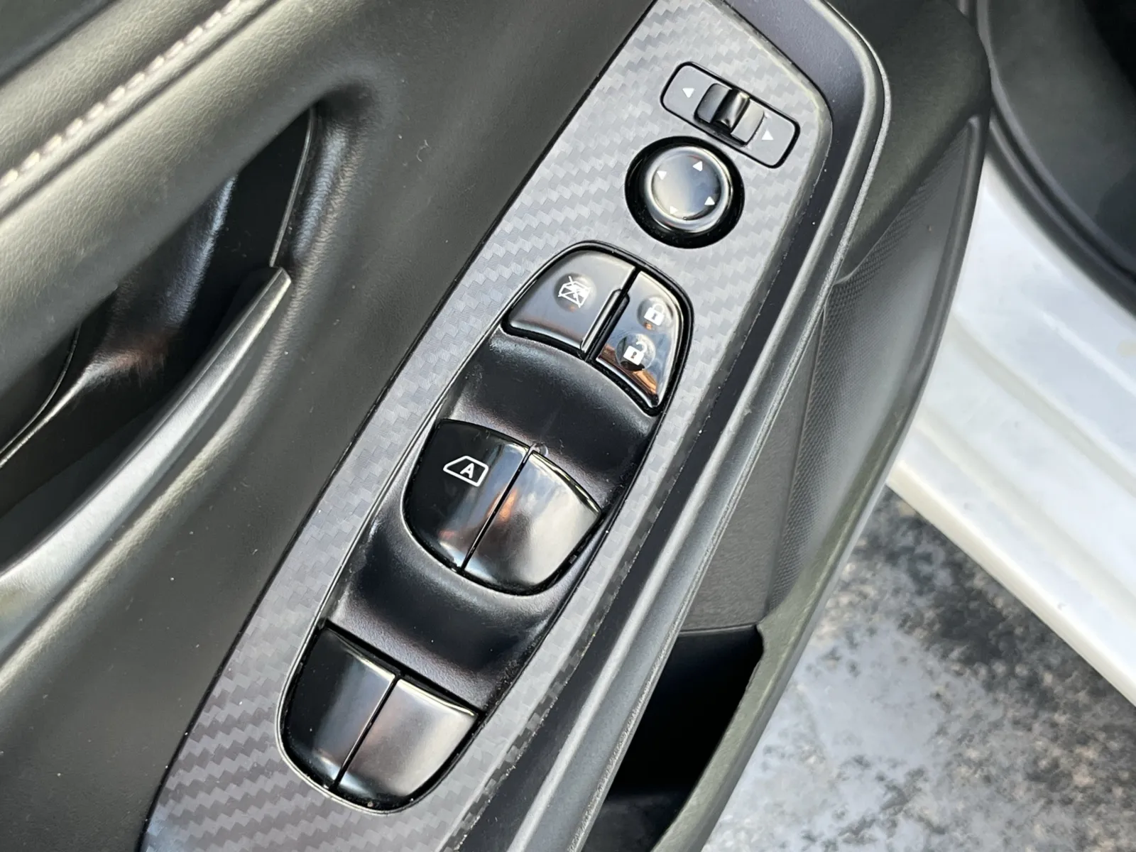Nissan Sentra photo 22