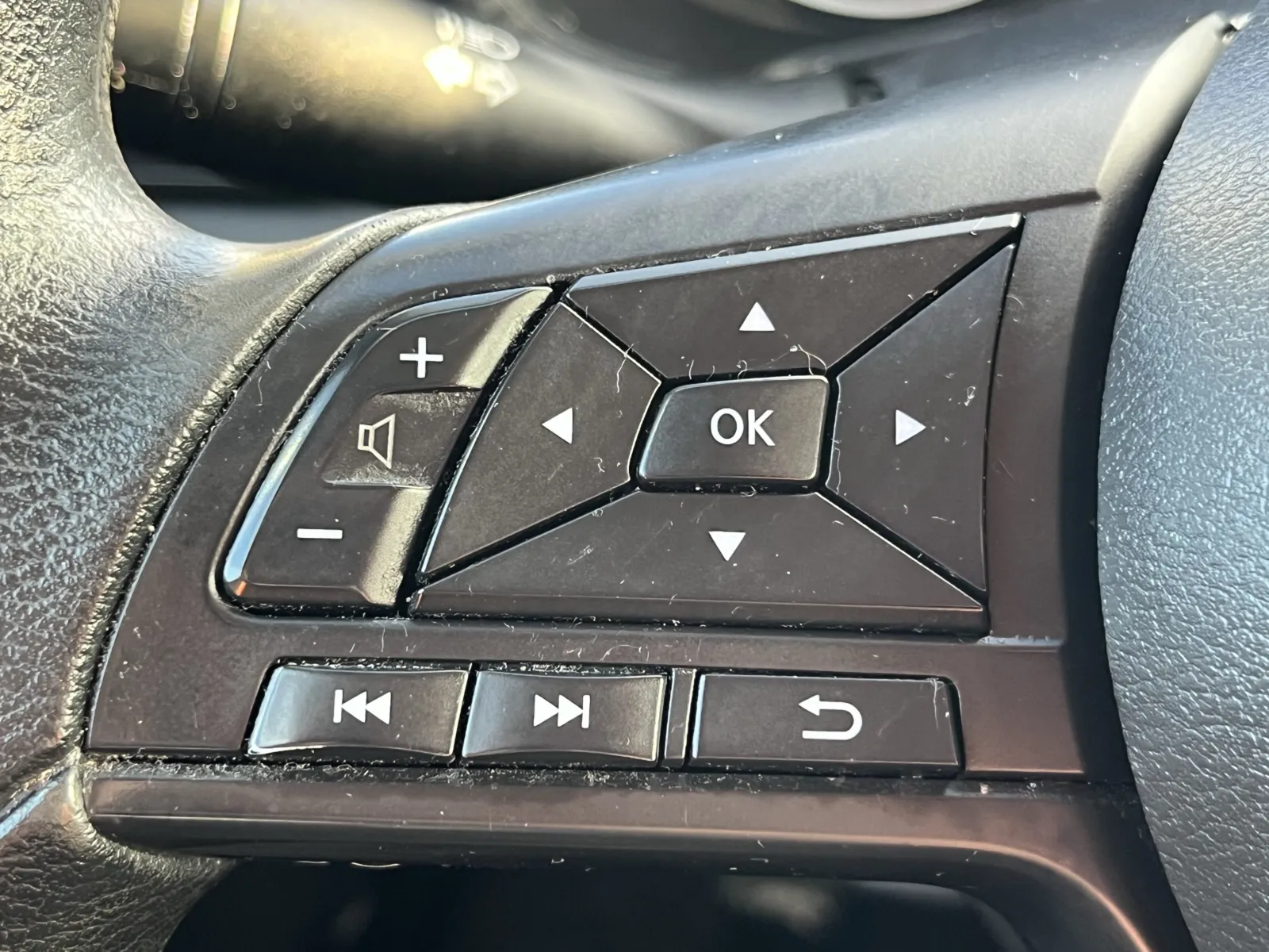 Nissan Sentra photo 16