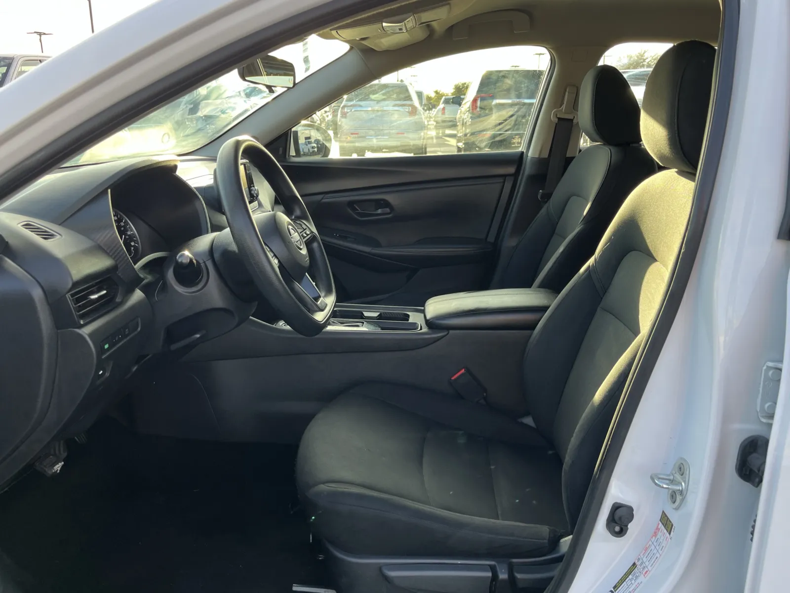 Nissan Sentra photo 23