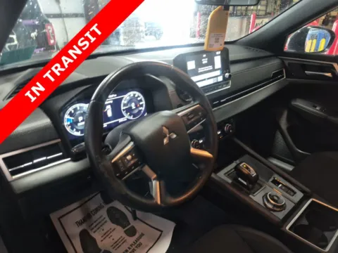 More photos of 2023 Mitsubishi Outlander SE at Auto Boutique Texas, TX