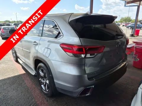 More photos of 2019 Toyota Highlander Limited Platinum at Auto Boutique Texas, TX