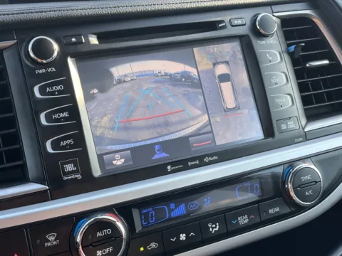 More photos of 2019 Toyota Highlander Limited Platinum at Auto Boutique Texas, TX