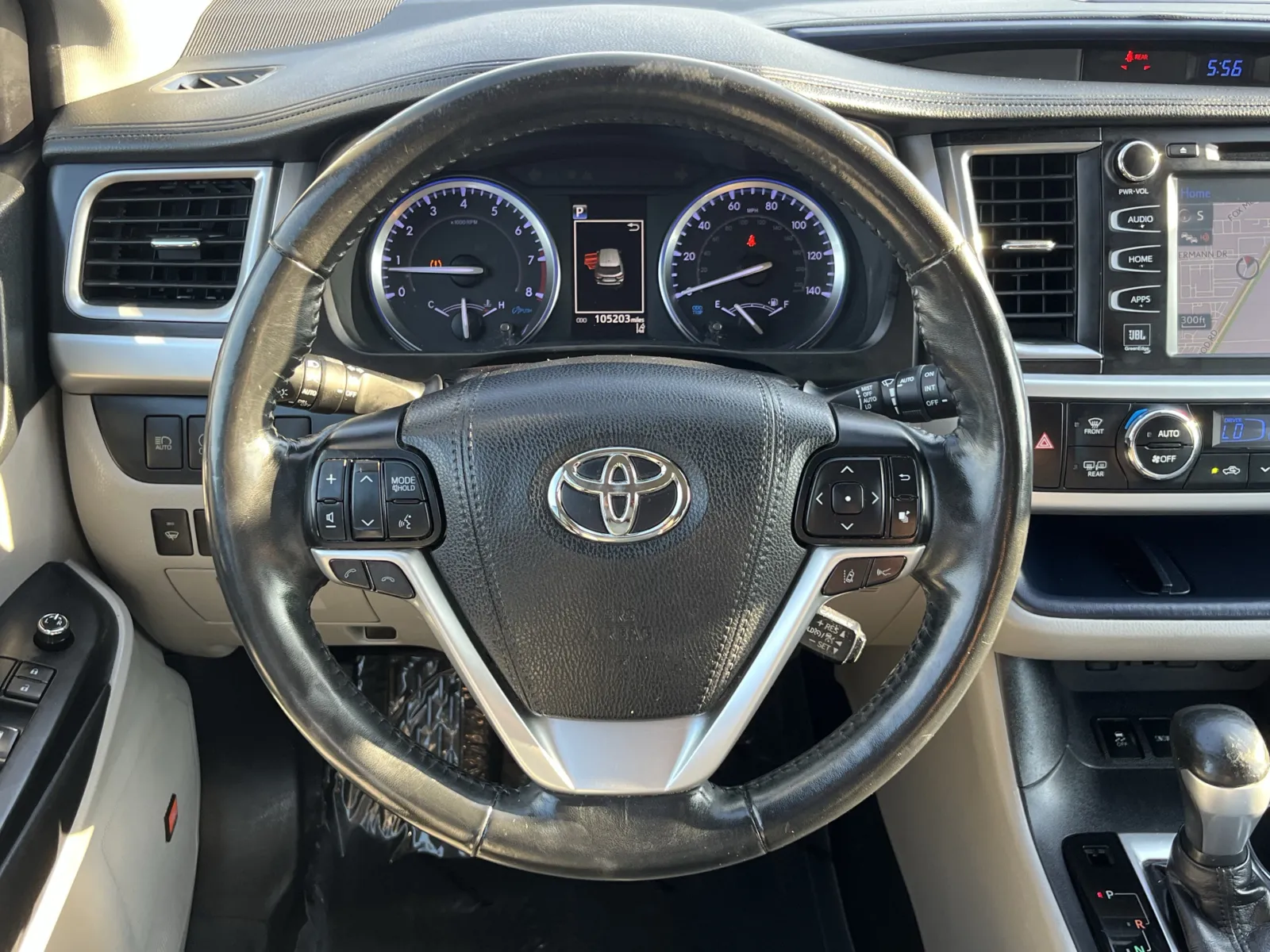 Toyota Highlander photo 16
