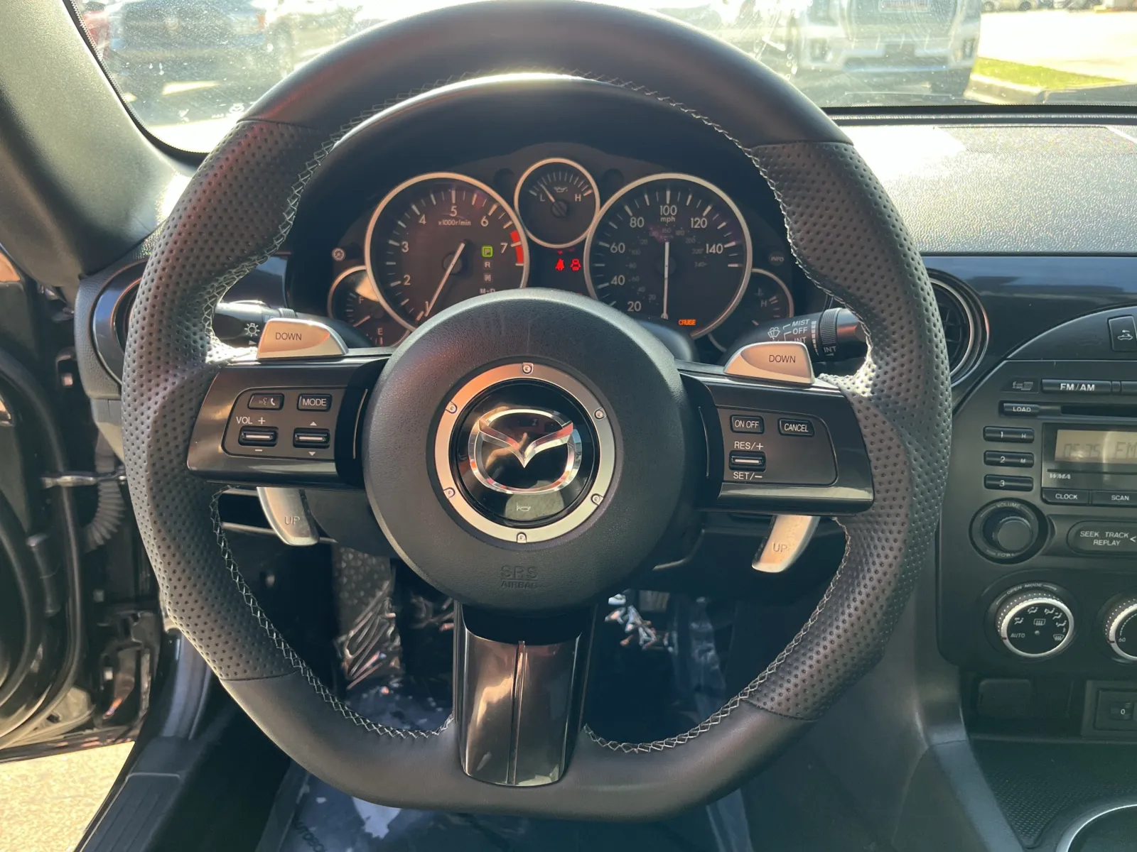 Mazda MX-5 photo 15