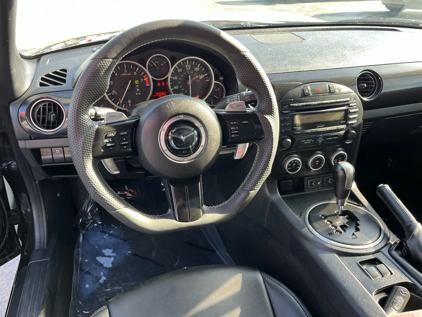 Mazda MX-5 photo 14