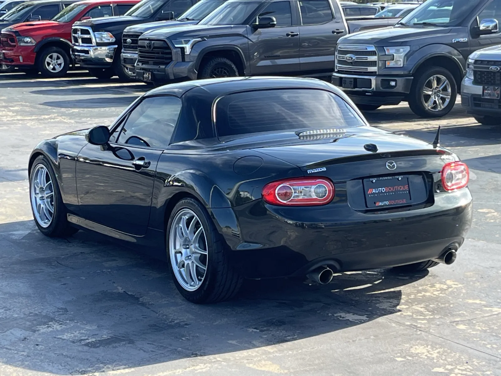 Mazda MX-5 photo 8