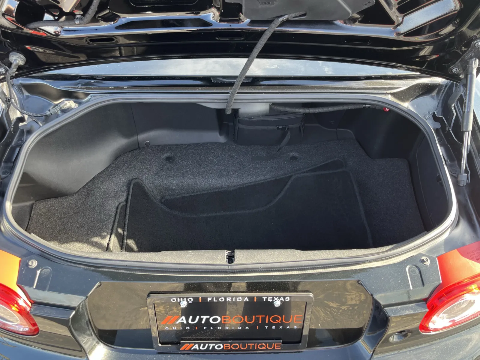 Mazda MX-5 photo 11