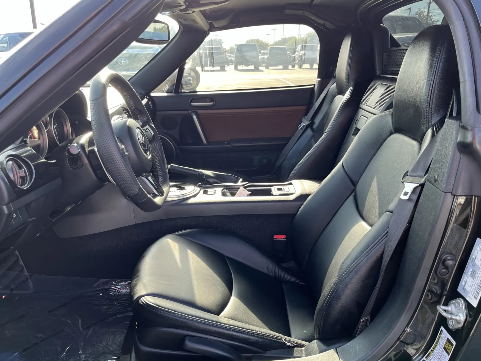 Mazda MX-5 photo 24