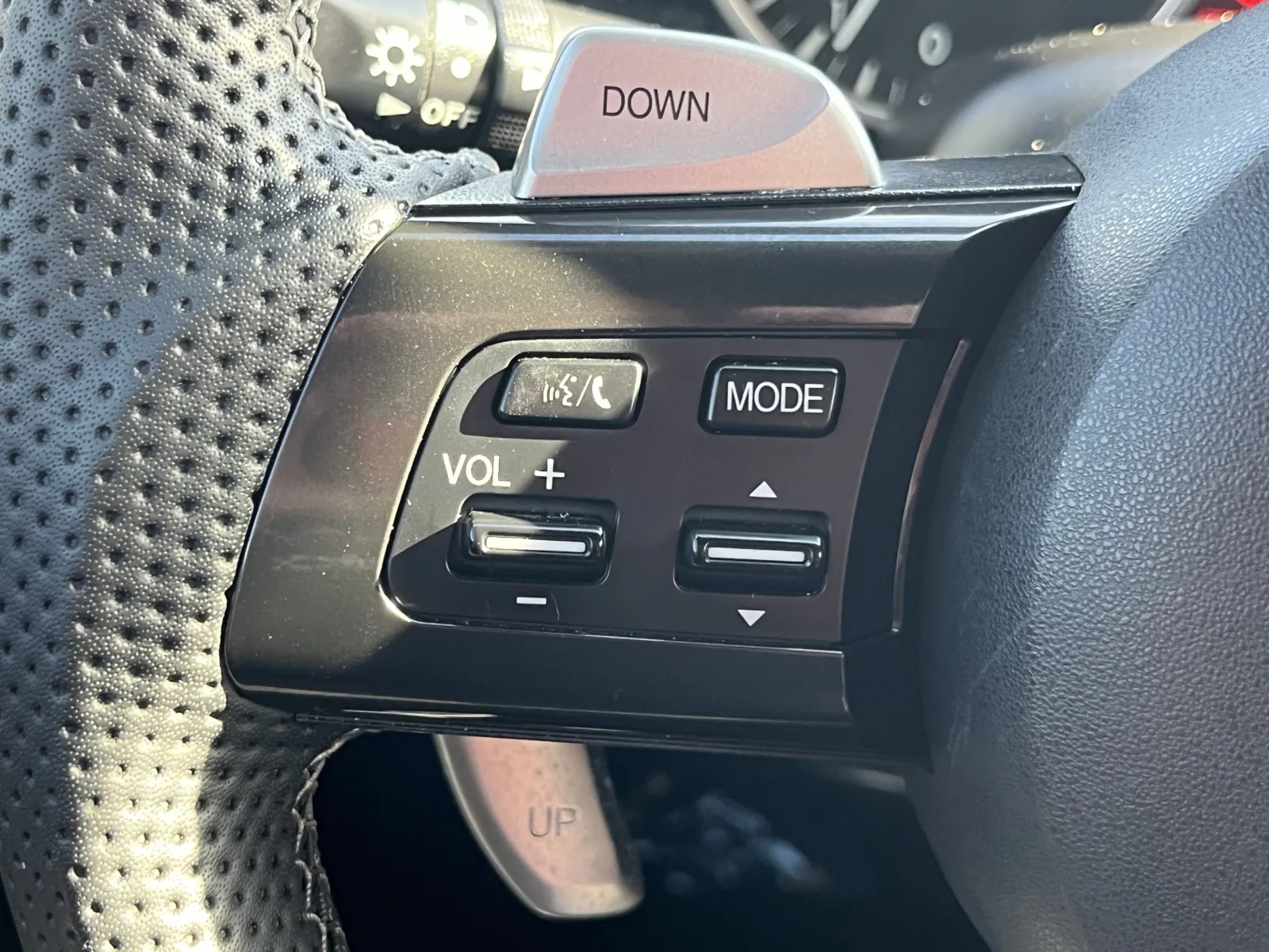 Mazda MX-5 photo 16