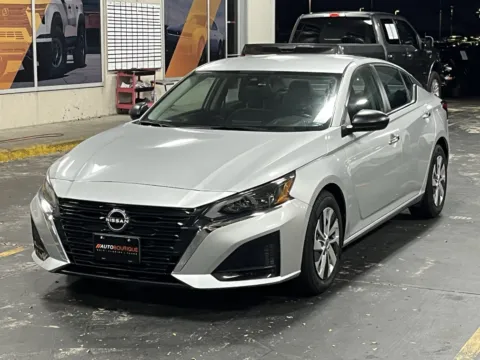 Another view of 2024 Nissan Altima 2.5 S for sale in Alvin, TX at Auto Boutique Texas