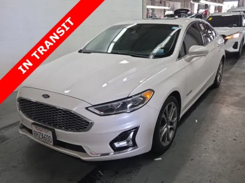 White 2019 Ford Fusion Hybrid Titanium for sale in Alvin, TX