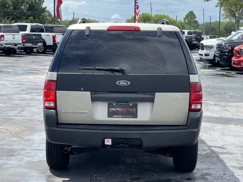 More photos of 2004 Ford Explorer XLS at Auto Boutique Texas, TX