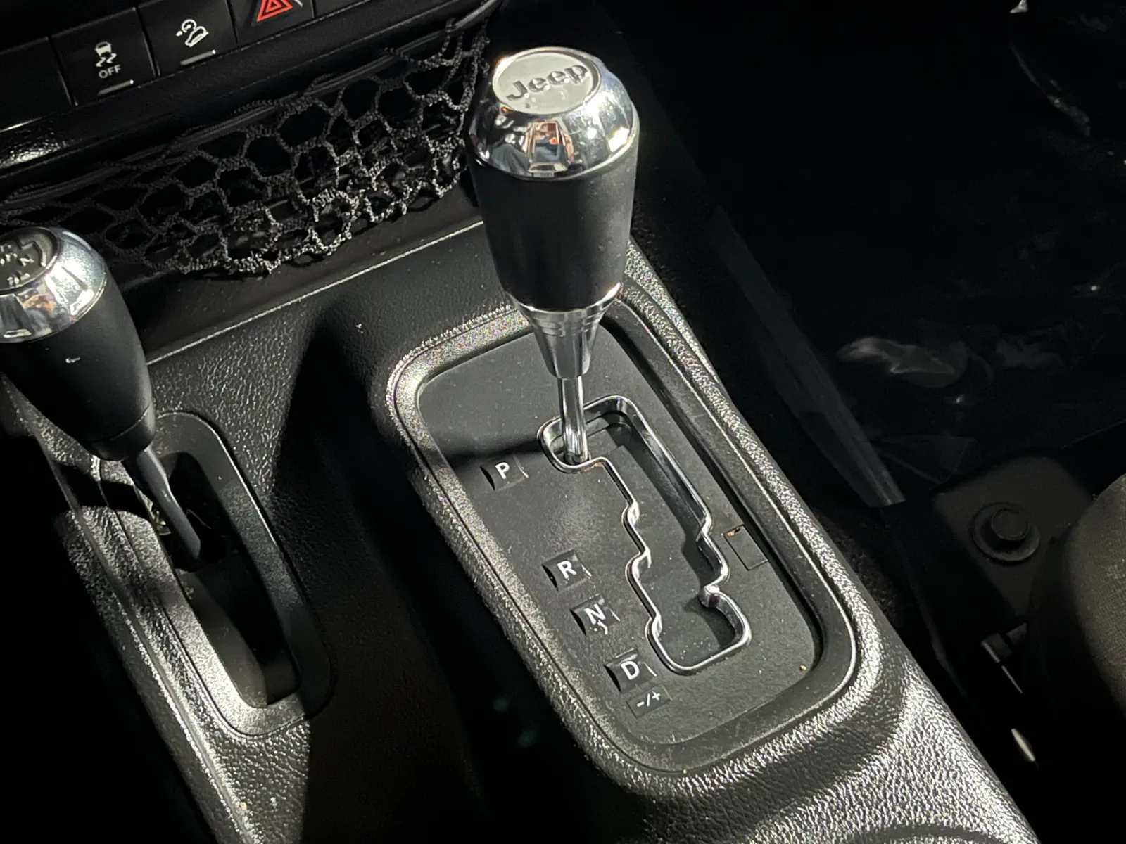 Jeep Wrangler photo 18