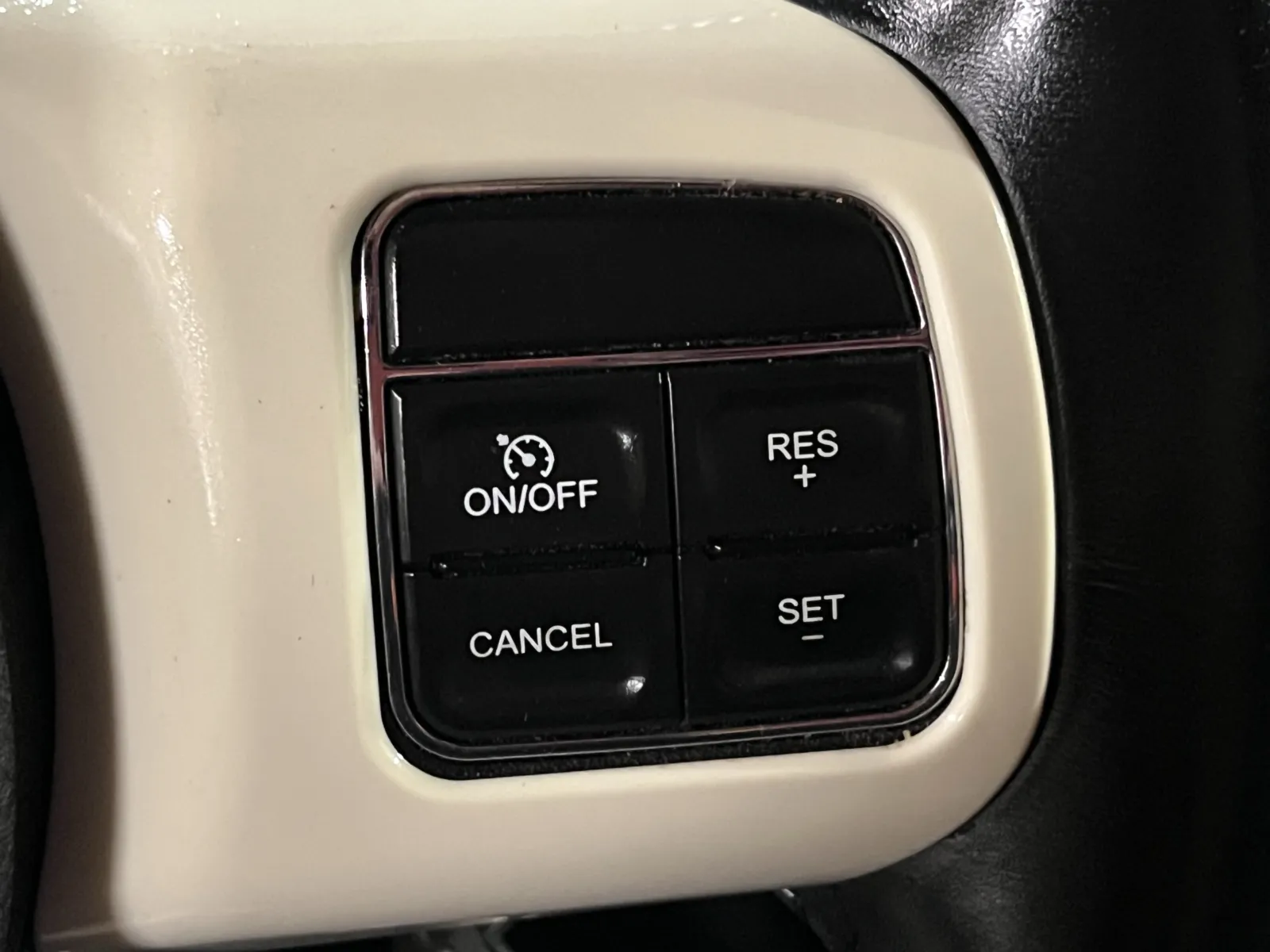 Jeep Wrangler photo 16