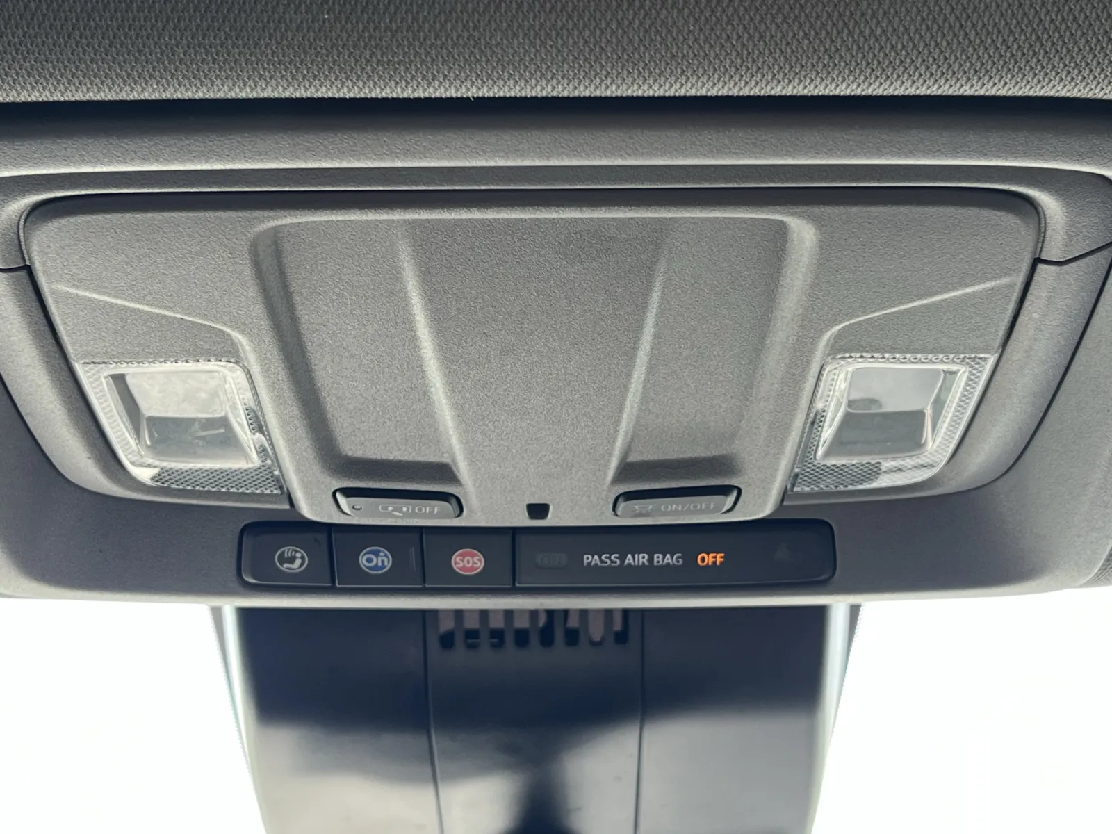 Chevrolet Silverado photo 19